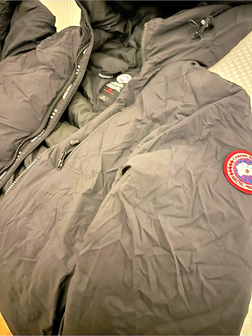 Canada Goose Lodge Hoody Black Puffer Jacket Like New